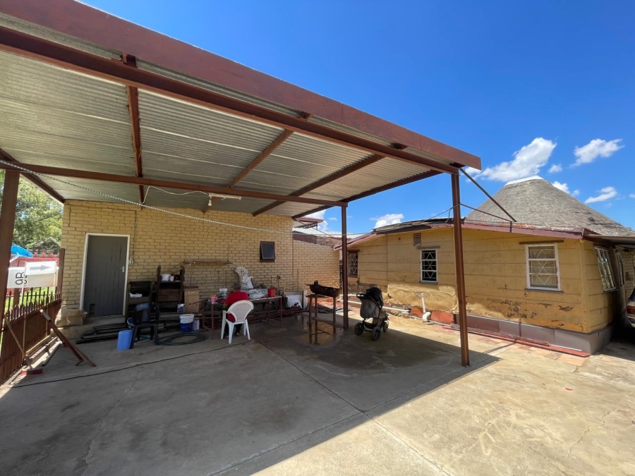 4 Bedroom Property for Sale in Bloemhof North West